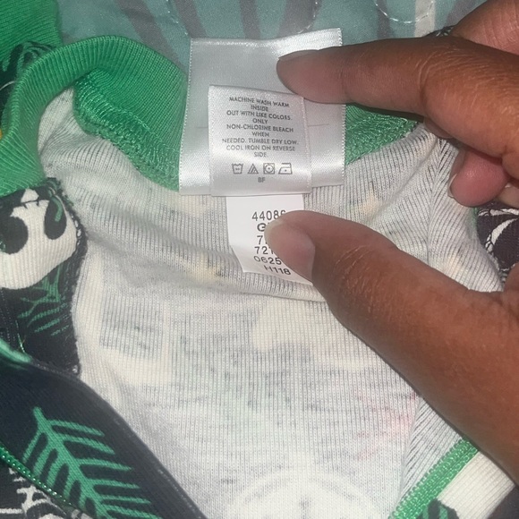 • Kids Star Wars™ Long John Pajama Set - Picture 6 of 6